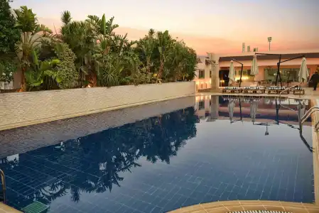 Radisson Residences Cairo Heliopolis - 2