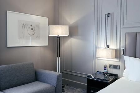 Cosmos Selection Saint-Petersburg Italyanskaya - 128