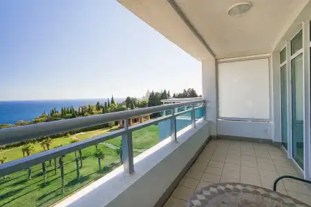 Respect Hall Resort & Spa - 88