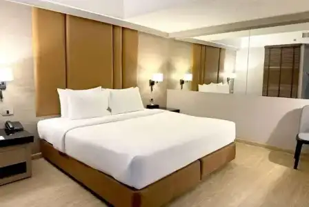 Ramada Sukhumvit Soi Eleven - 36