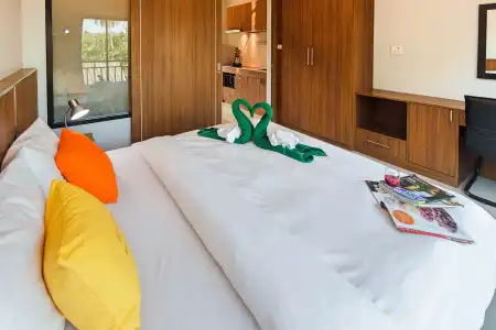 Happy Eight Resort Phuket Apart-hotel - 1