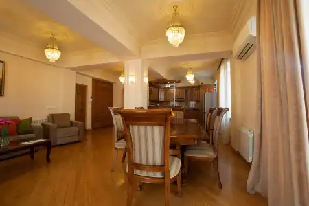 Kantar Hostel - 87