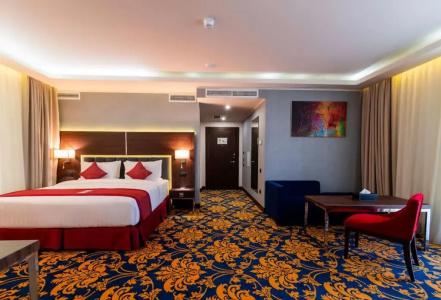 Ramada & Suites by Wyndham - 55