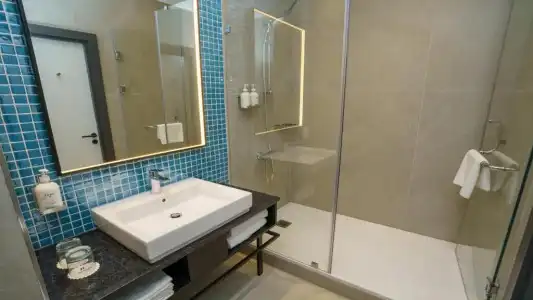 Holiday Inn Tashkent City - 53