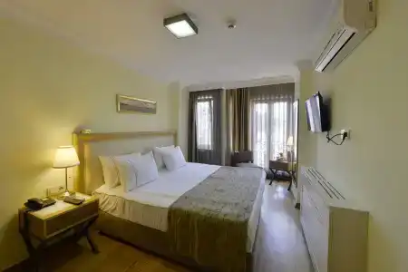 Agora Life - 32