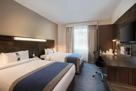  Holiday Inn Express Dubai - Safa Park, an IHG - 10