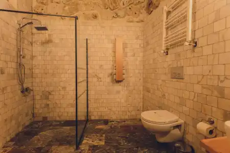 Pinhan Cave Suites - 7