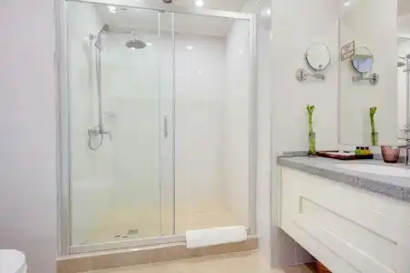 Garden & Spa - 7