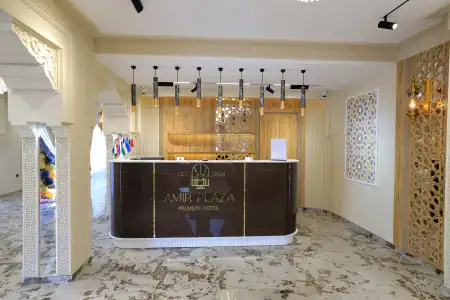 Amir Plaza - 38