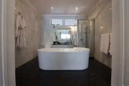 Chateau Elysium Guest house - 75
