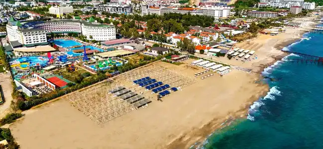 Bayar Family Resort & Spa - 11