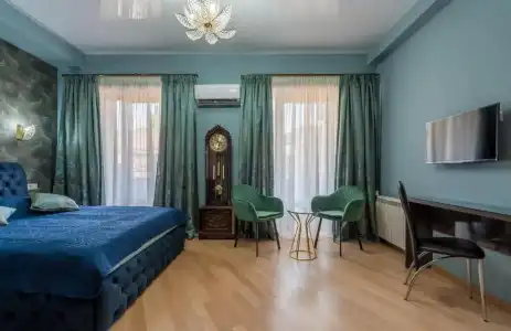 Constant Tbilisi - 28