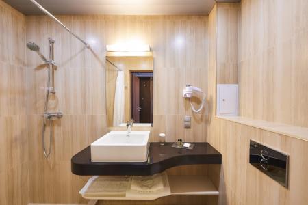 Дипломат - 109