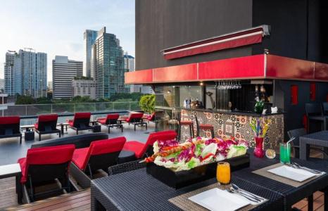 RakYim Siam Sukhumvit 15 - 31
