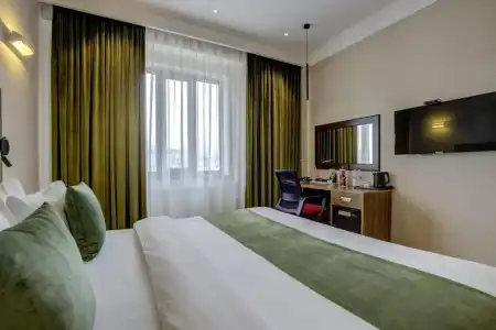 Garden & Spa - 8