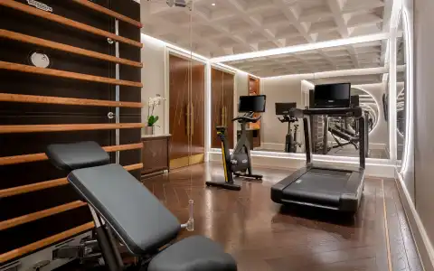 The Ritz-Carlton, - 21