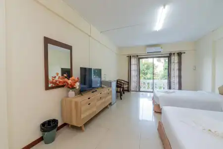 Hillside Resort - 38