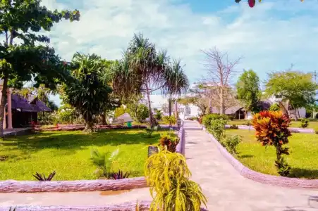 Zanzi Rest Bungalow - 20