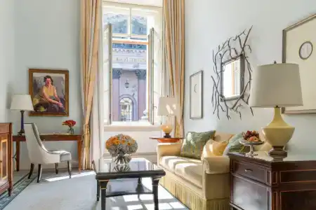 Four Seasons Lion Palace - 159