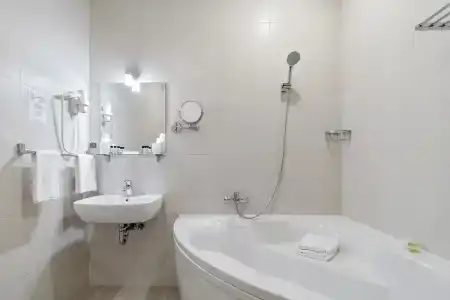 Stariy Dvorik on Orlovskaya - 86