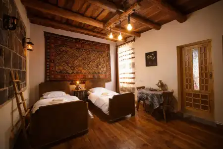 Alashkert Guest house - 36