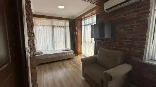 Han Suite - 140
