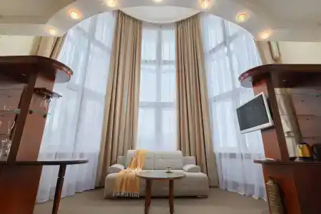 Oktyabrskaya - 3