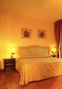 Isabella - 5