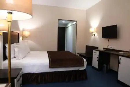 Le Grande Plaza - 33