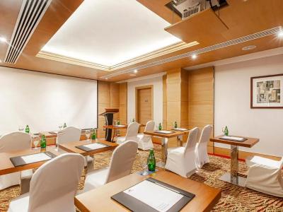 Golden Sands & Residences Sharjah - 3