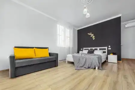 Yazon Tourist base - 71