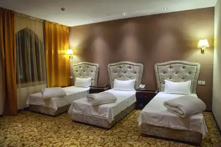 EmirHan - 19