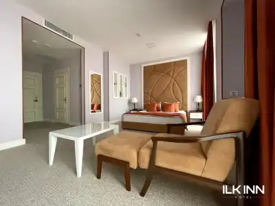 ILK INN - 66