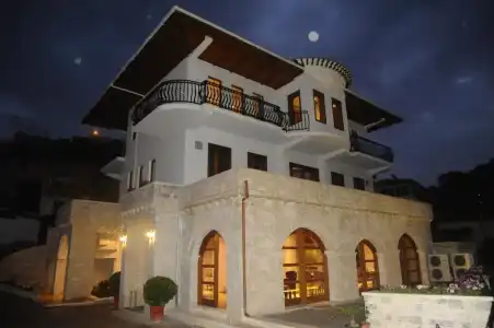 Rezidenca Desaret - 8