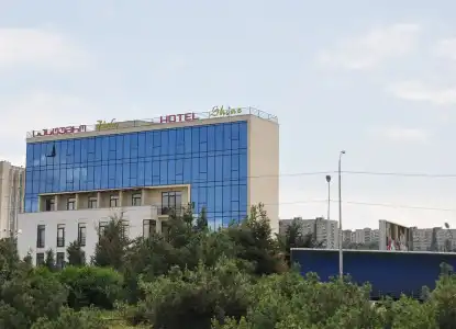 Shine Palace - 0
