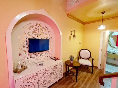 Sofia Boutique 9 - 204