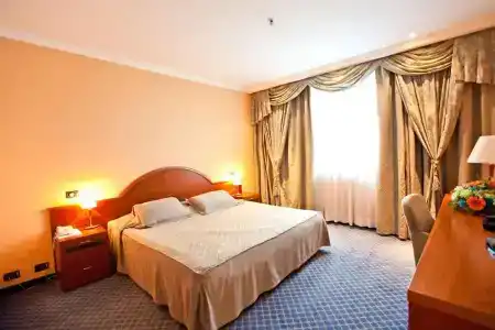 River Palace - 9