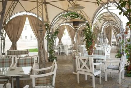 Grand Boutique - 7
