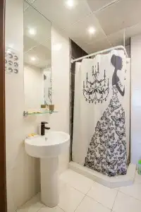 Elle Living Quarters - 80