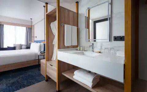 Hilton Garden Inn - 29