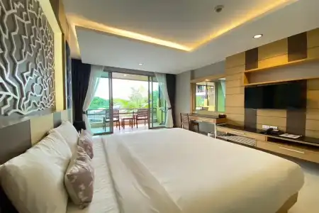 Aqua Resort Phuket - Near Beach and Chalong Pier - 33