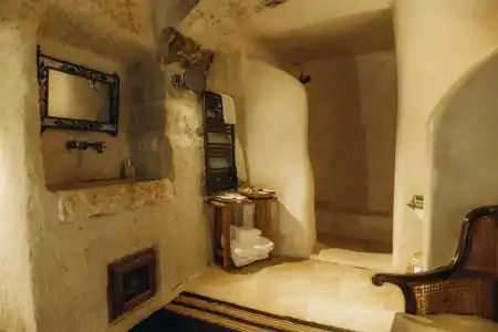 Doda Artisanal Cave +14 adults only - 27