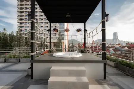 The Royal Paradise & Spa - 186