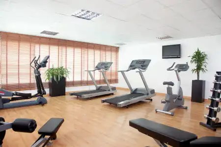  Holiday Inn Express Dubai - Safa Park, an IHG - 3
