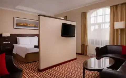 Courtyard by Marriott Kazan Kremlin - 18