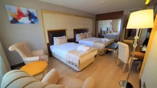 Wyndham - 9
