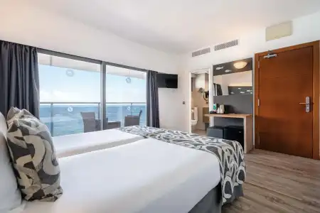 THB Gran Bahia and Apartments - 81