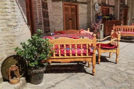 Khurjin - 25