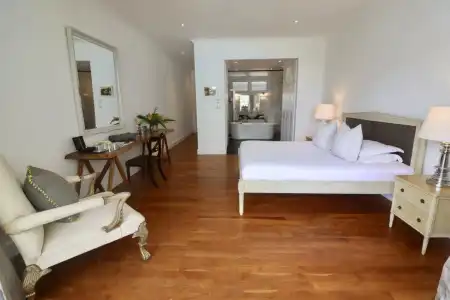 Chateau Elysium Guest house - 70