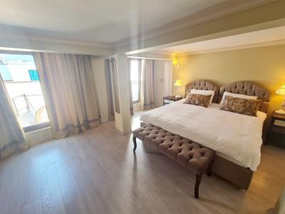 Sofia Boutique 9 - 149